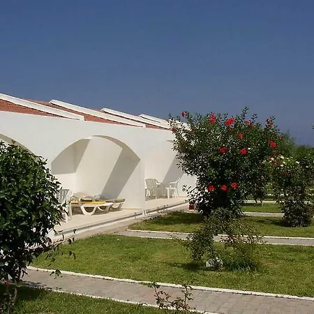 Hotel Sempati Lapitos