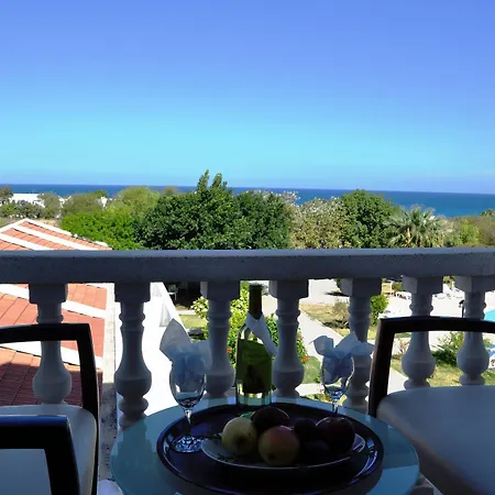 Hotel Sempati Lapitos